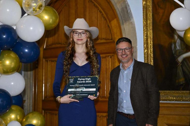 Isabel receives award